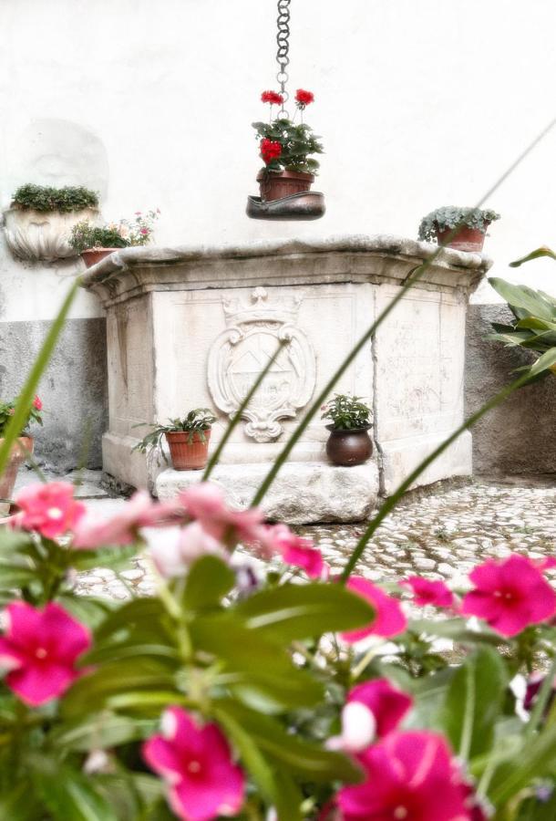 Apartamento L'Antico Pozzo Sulmona Exterior foto