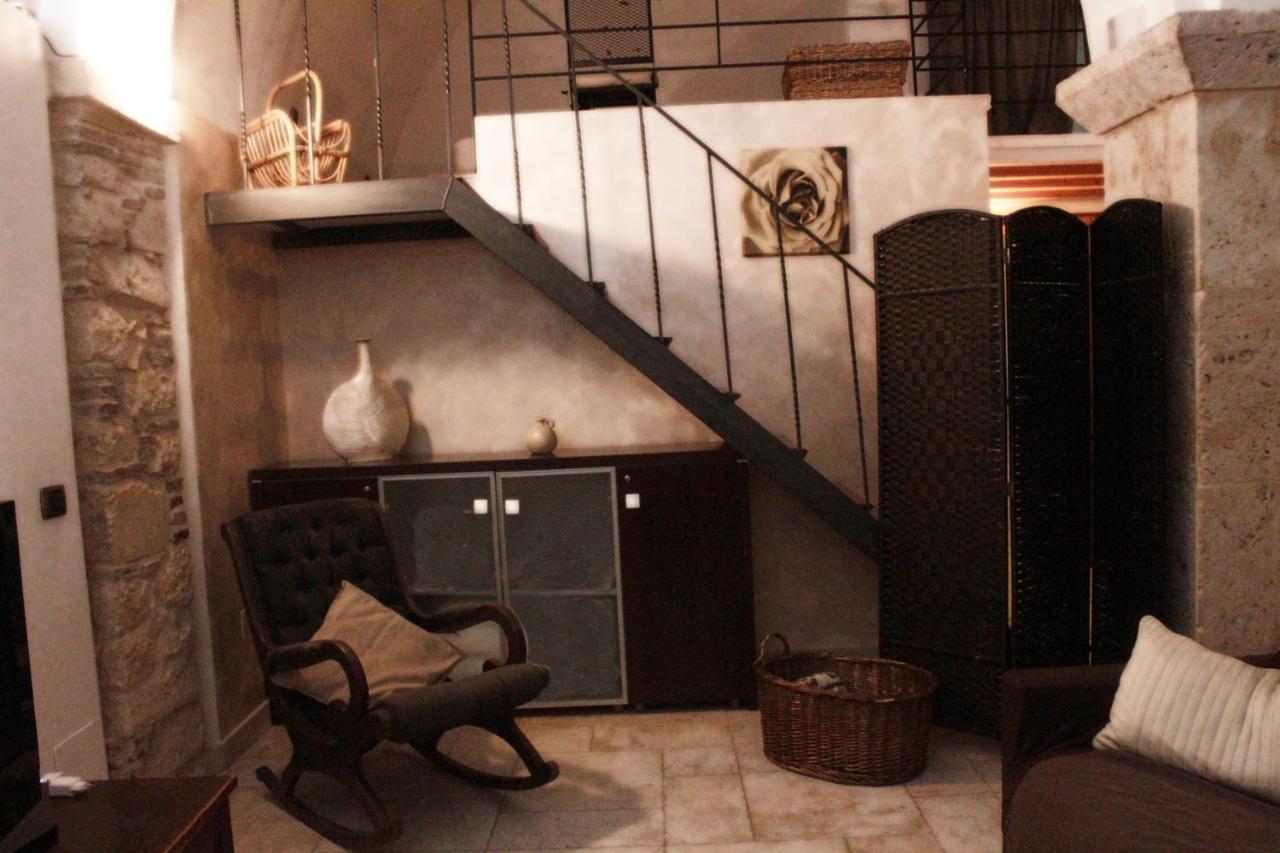 Apartamento L'Antico Pozzo Sulmona Exterior foto